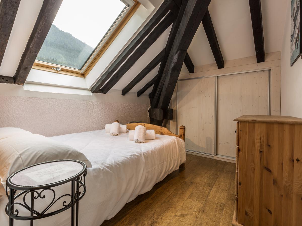 Top Floor Apartment Mansard - Central Chamonix Mont Blanc Haven ห้อง รูปภาพ