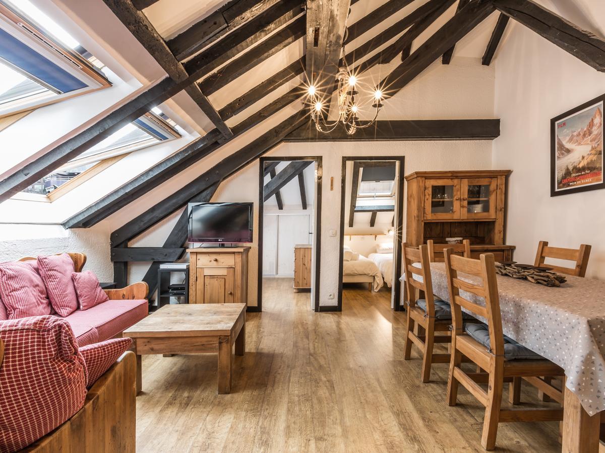Top Floor Apartment Mansard - Central Chamonix Mont Blanc Haven ภายนอก รูปภาพ
