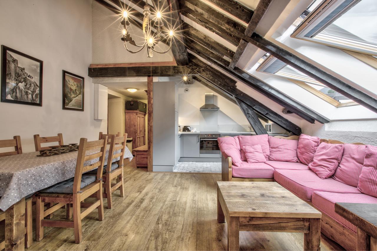 Top Floor Apartment Mansard - Central Chamonix Mont Blanc Haven ภายนอก รูปภาพ